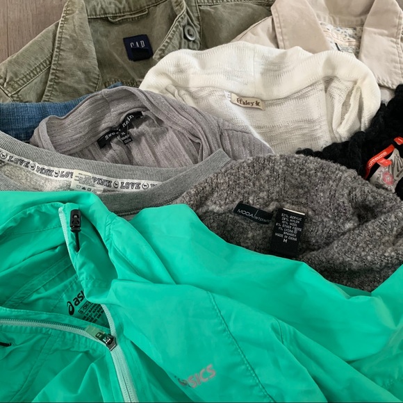 Mall Brand Mystery Box Men & Women Resell Box - Picture 9 of 10